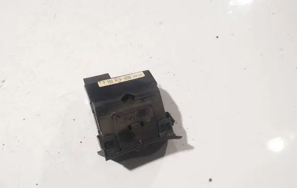 Renault Laguna I Headlight level height control switch 7700822799