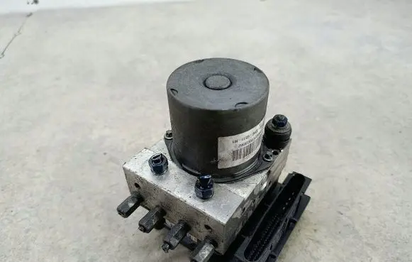 Honda Civic ABS Pump 
