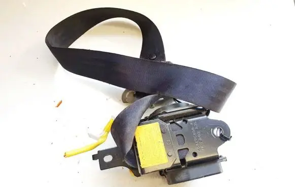 Mitsubishi Outlander Front seatbelt 604675800a 6091406