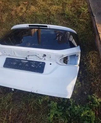 Ford Focus Tailgate/trunk/boot lid