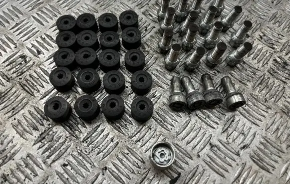 Volkswagen T-Roc Nuts/bolts 