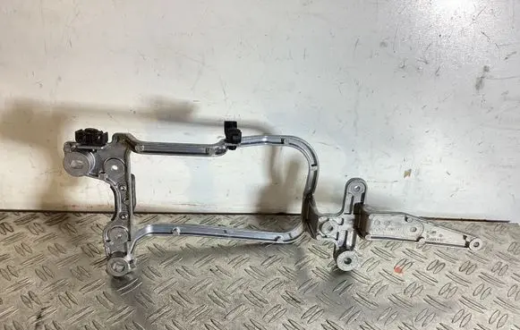 Porsche Macan (95B) Pneumatic air compressor holding bracket 15157401021 95B616879A