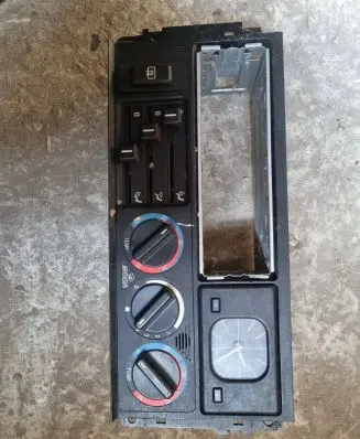 BMW 5 E34 Climate control unit 0621313