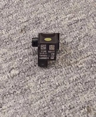 Volkswagen Tiguan Airbag deployment crash/impact sensor 5Q0959651B 5Q0.959.651.B