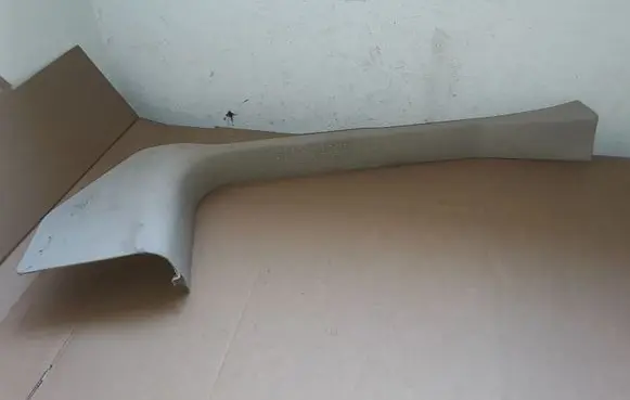 Cadillac SRX Front sill trim cover 25763890 1GA0209566