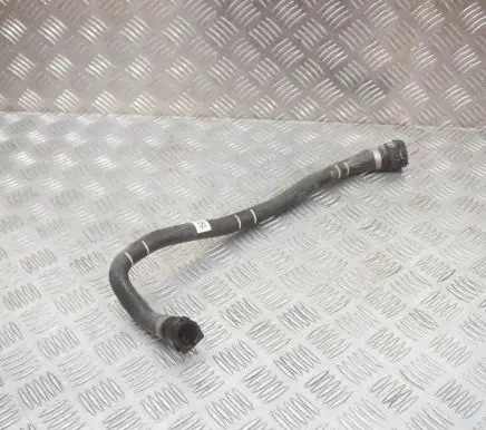 BMW 4 F32 F33 Engine coolant pipe/hose 8673993