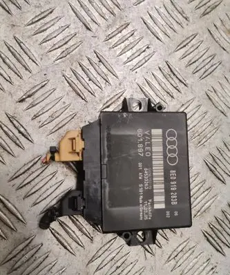 Audi A4 S4 B7 8E 8H Parking PDC control unit/module 8e0919283b