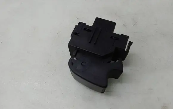 Toyota Corolla Verso E121 Electric window control switch