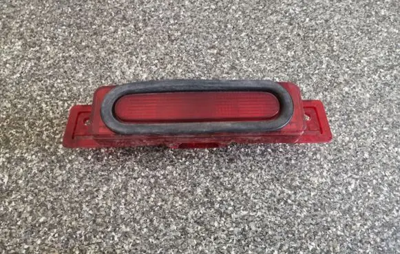 Mazda 626 Third/center stoplight 28661825