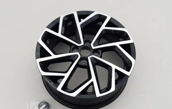 Nissan Micra K14 R17 alloy rim 