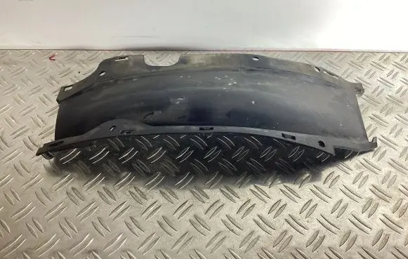 Porsche 911 991 Intercooler air channel guide 99157585900