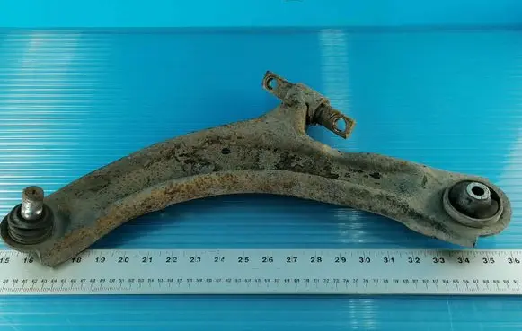 Nissan Qashqai Front lower control arm/wishbone 54501JD000 54501JG00A