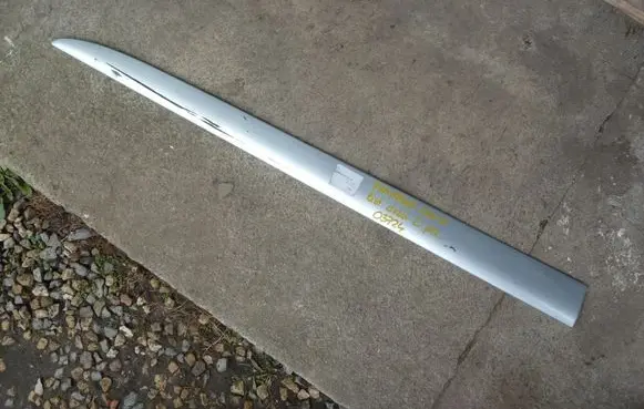 Nissan Primera Front door trim (molding) 808719F5
