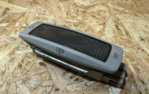 Volkswagen Golf IV Rear seat light 3B0947291