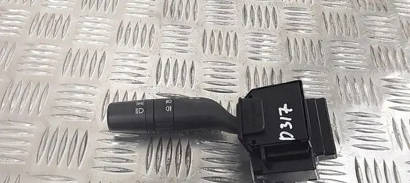 Mazda 3 II Light switch 17d682