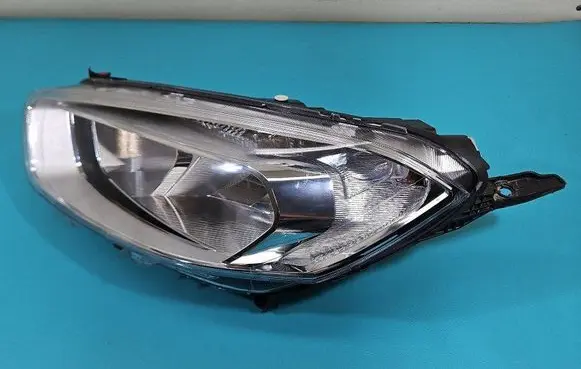 Ford Transit Courier Headlight/headlamp ET76-13W030-AM IMPRK1471359