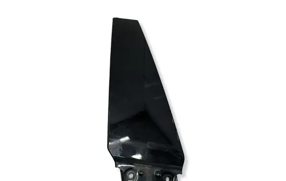 Maserati Levante (B) Pillar trim (exterior) 