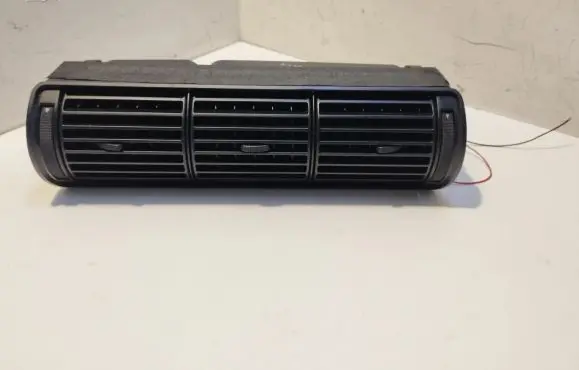 Audi A4 S4 B5 8D Dash center air vent grill 8D1820951