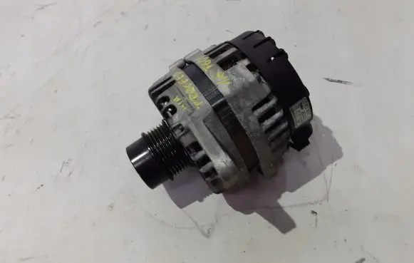 KIA Pro Cee'd III Generator/alternator 373002b960