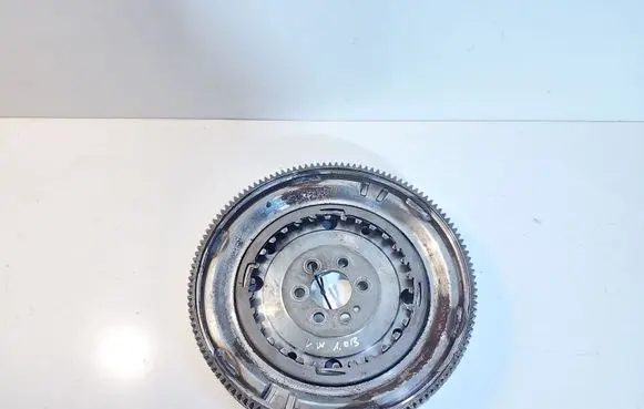Volkswagen Golf VII Dual mass flywheel 04C105266F 04C105266