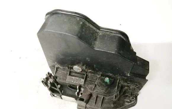 BMW 5 F10 F11 Front door lock A053702