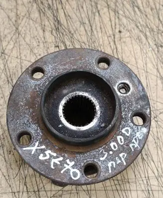 BMW X5 E70 Front wheel hub spindle knuckle 33416776651 6776651
