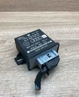 Audi A6 S6 C6 4F Light module LCM 5LA00837922 8P0907357C
