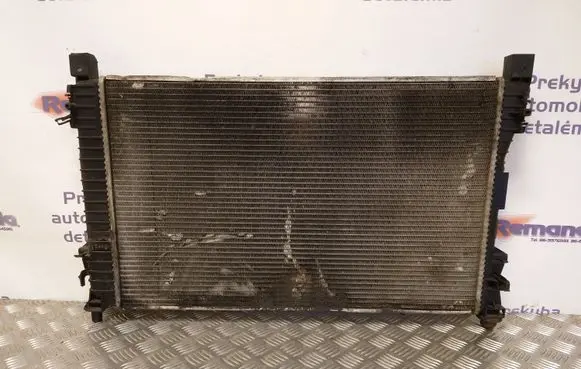 Mercedes-Benz C W203 Coolant radiator A2035001003