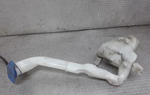 Seat Ibiza IV (6J,6P) Windshield washer fluid reservoir/tank
