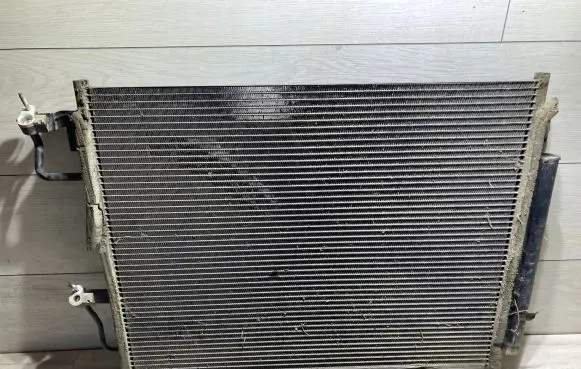 Mitsubishi Pajero A/C cooling radiator (condenser) 7400283
