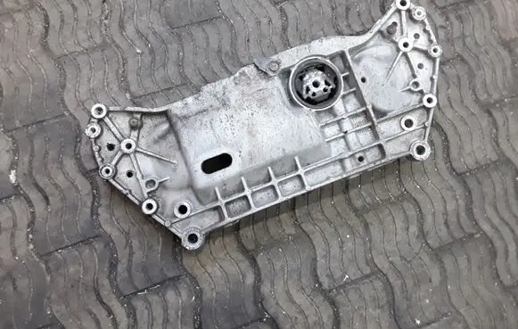Volkswagen Golf VI Front subframe 1K0199369G