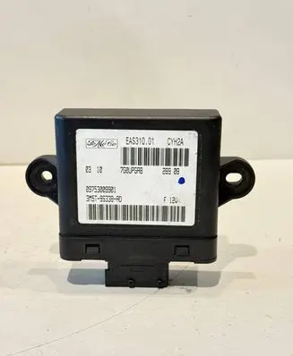 Ford Focus Comfort/convenience module EAS31001 09753009901