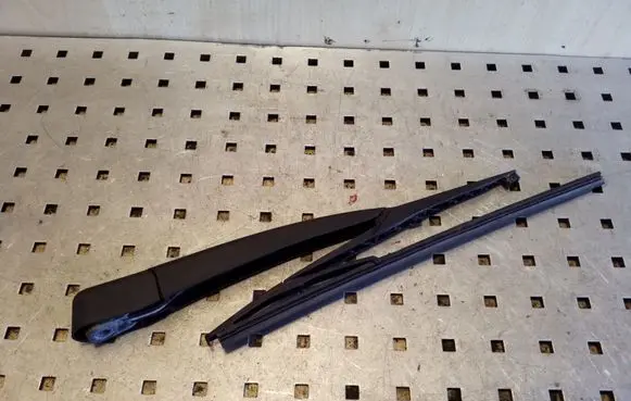 Ford Kuga I Rear wiper blade arm 7S71T04178AA