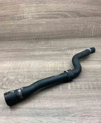 BMW 5 E60 E61 Engine coolant pipe/hose 11388318 8312735