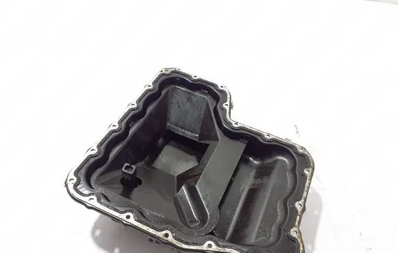 Jaguar XJ X351 Oil sump 9X2Q6675CB