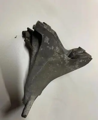 BMW 1 E81 E87 Engine mounting bracket 6781916
