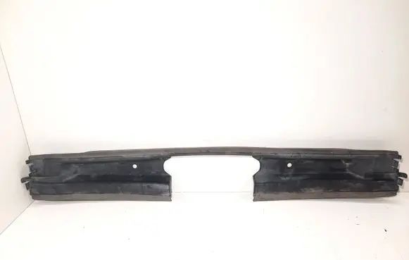 BMW 5 E60 E61 Radiator trim 7050650