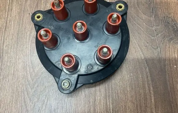 Mercedes-Benz S W140 Spark distributor cap 1041580102 1235522427