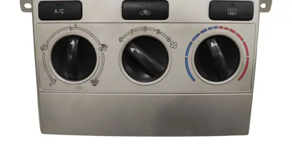 Toyota Corolla Verso E121 Climate control unit 559000F011 69670001 2051021