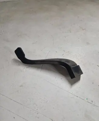 Citroen C4 II Engine bonnet (hood) release handle 9670552080