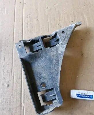 Ford Galaxy Front bumper mounting bracket 7M3807184 YM2117E775DA