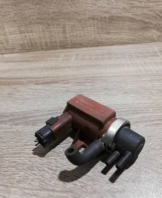 Peugeot 407 Turbo solenoid valve 70096803