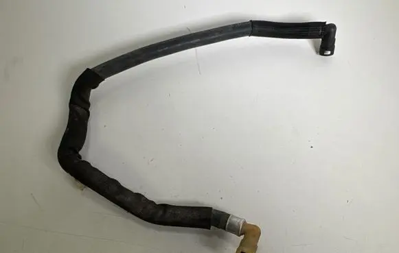 Ford Mustang VI Engine coolant pipe/hose FR3318K580BB