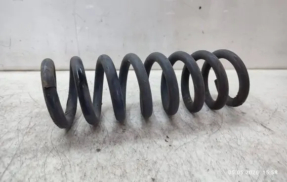 Mercedes-Benz E W212 Rear coil spring 