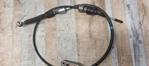 Nissan Altima Gear shift cable linkage 