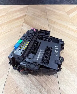Mercedes-Benz B W245 Comfort/convenience module A1695405645 5DK00872822