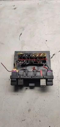 Volkswagen PASSAT B6 Comfort/convenience module 3C0937049J 05221156 F005V00530