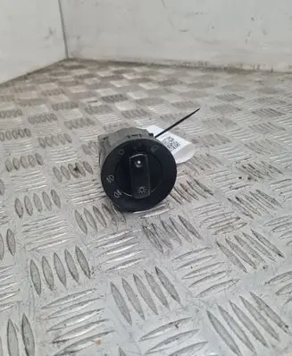 Audi A4 S4 B7 8E 8H Light switch