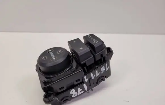 Hyundai Tucson IV NX4 Wing mirror switch 3C1480-1270