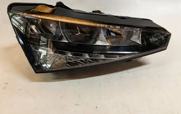 Skoda Scala Headlight/headlamp 657941016